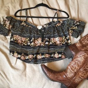 LA Hearts flowy floral crop top